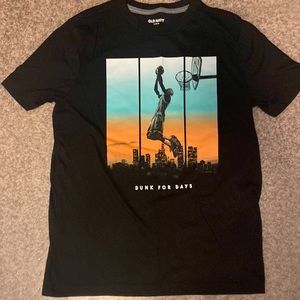 Old Navy t-shirt size 10/12 black & orange